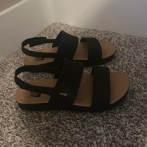 Womens Reef sandals